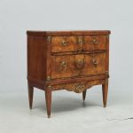 1391 4444 CHEST OF DRAWERS